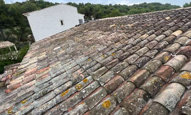 Travaux de couverture, Les Baux-de-Provence, Destrich Toiture